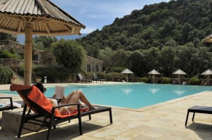 Piscine chauffée en Corse 